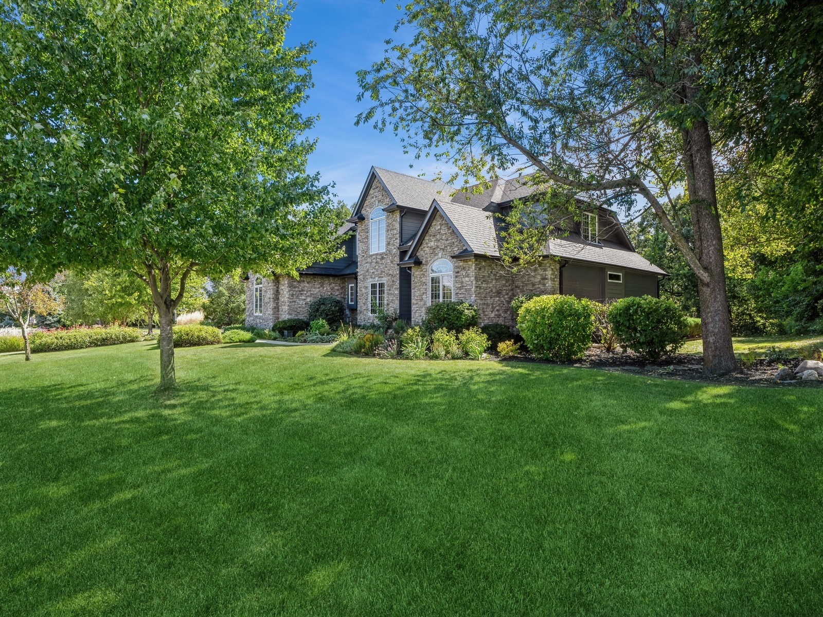 11576 NW Timberbrooke Lane, Grimes, Iowa image 2