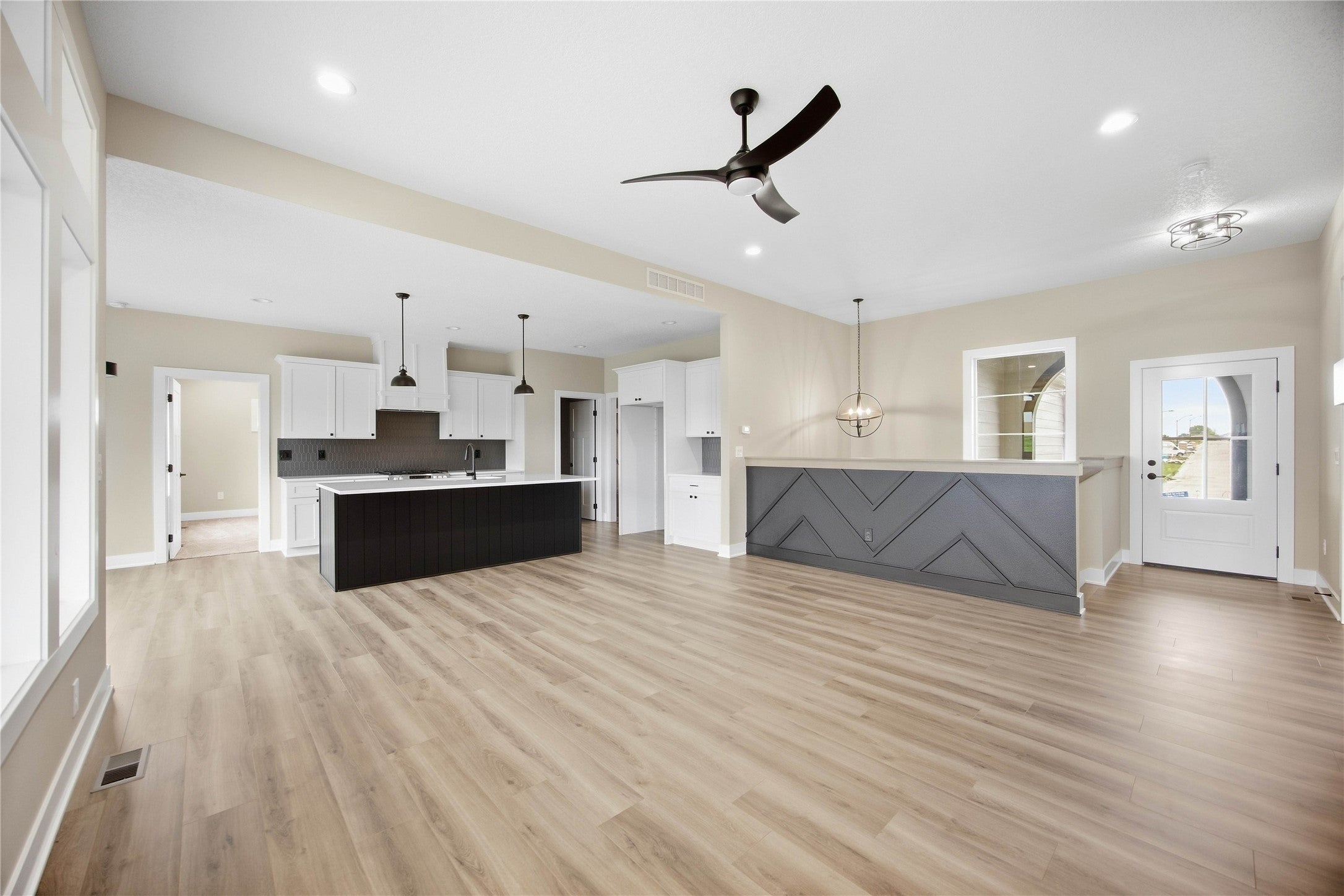 2712 Ponte Place