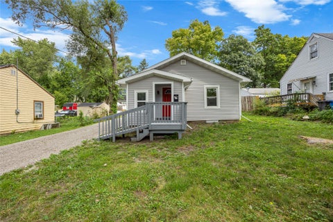 Homes For Sale - 1423 Euclid Avenue<br/> Des Moines, IA 50313