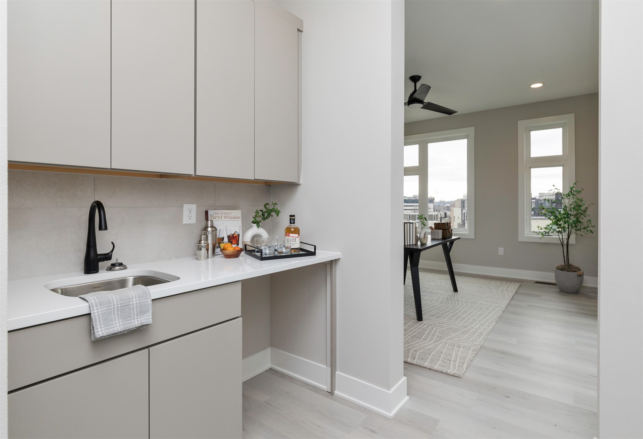 820 E 2nd Street, Des Moines, Iowa image 33