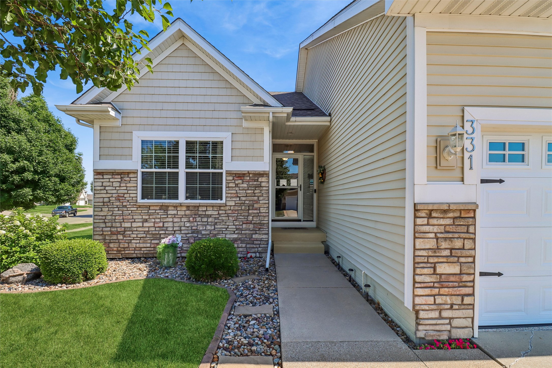 Photo 1 of 34 — 331 NE Aaron Lane, Ankeny, IA 50021