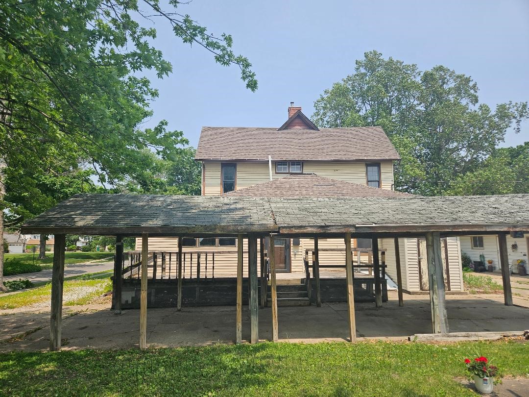 303 S Roche Street, Knoxville, Iowa image 17