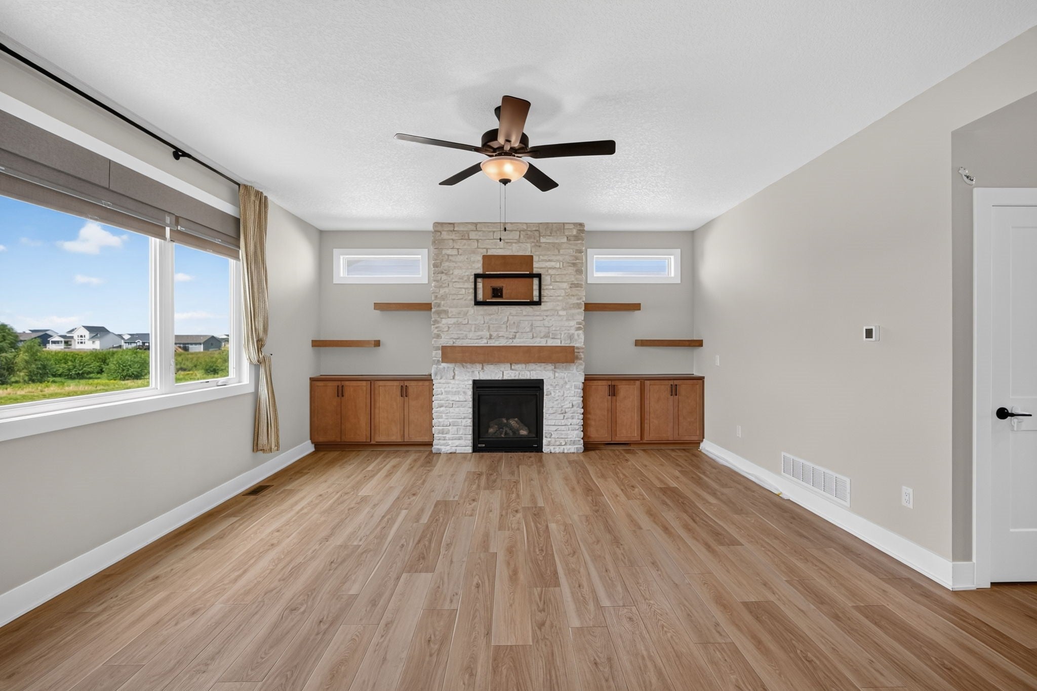 400 NW Gracewood Drive