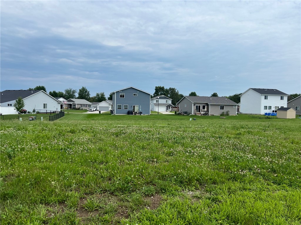 305-307 Coneflower Court, Monroe, Iowa image 3