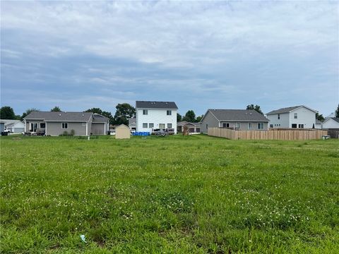 Vacant Land For Sale - 305-307 Coneflower Court<br/> Jasper County, Monroe, IA 50170