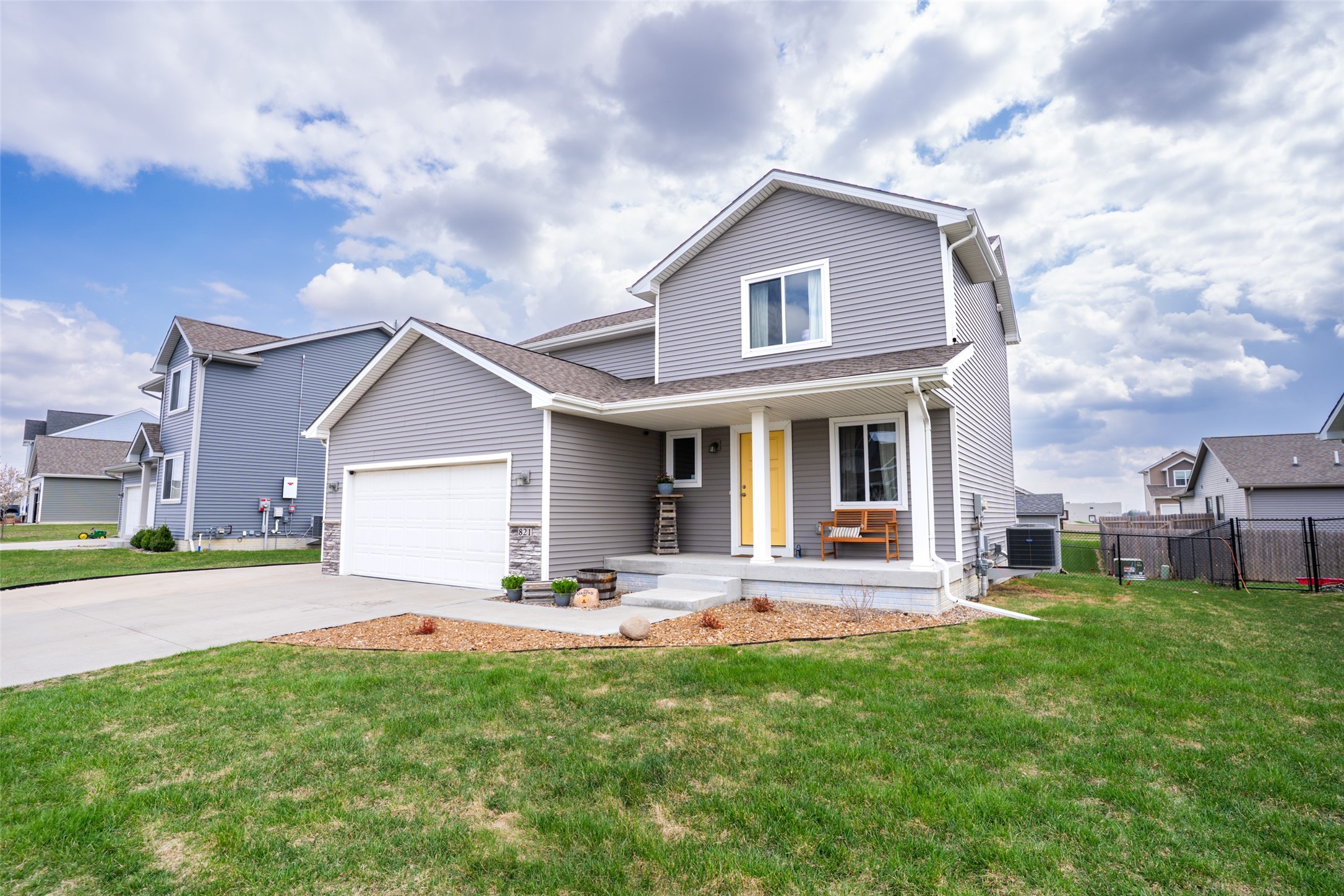 821 36th Street, Bondurant, Iowa image 1