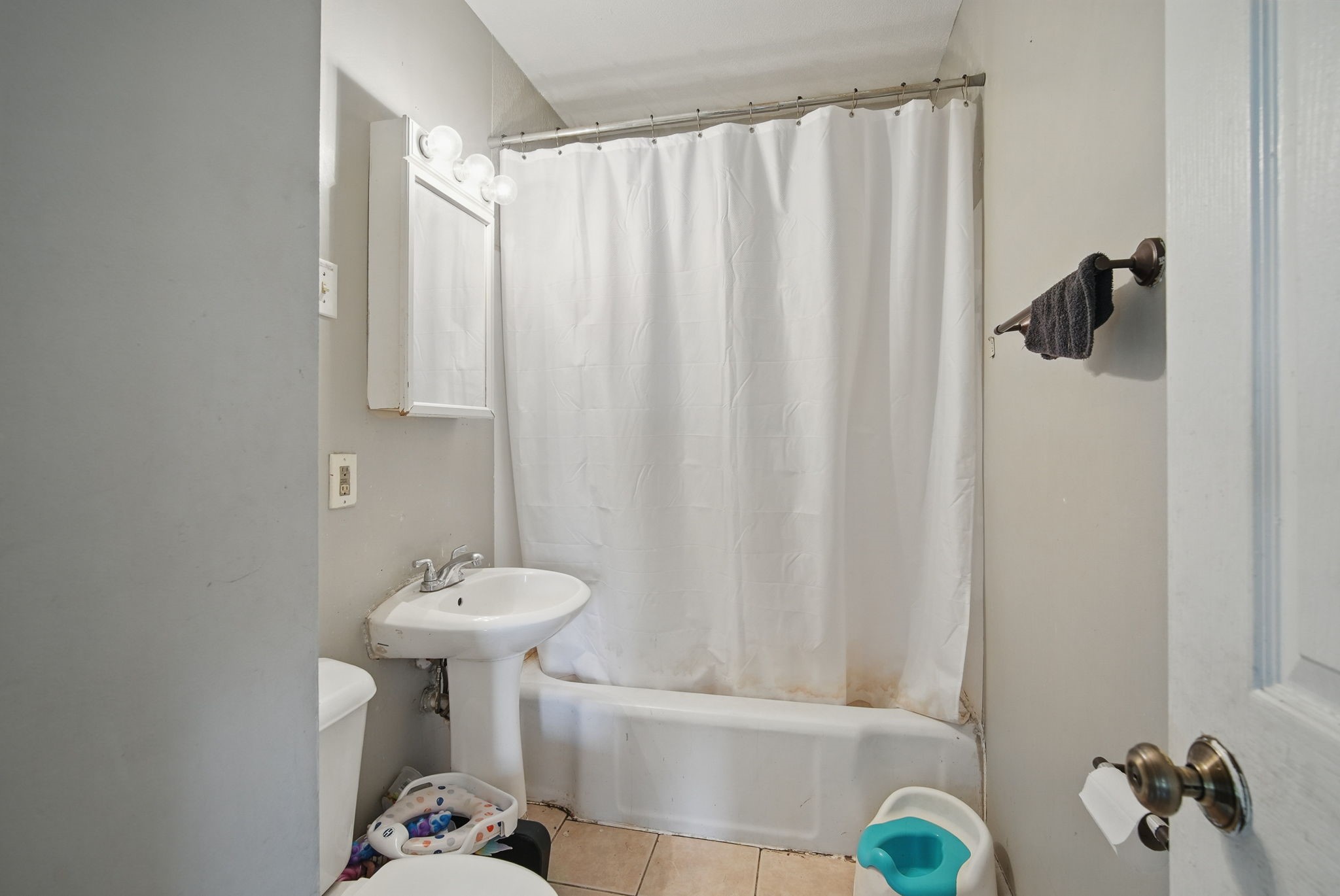 2057 Maple Street, Des Moines, Iowa image 9