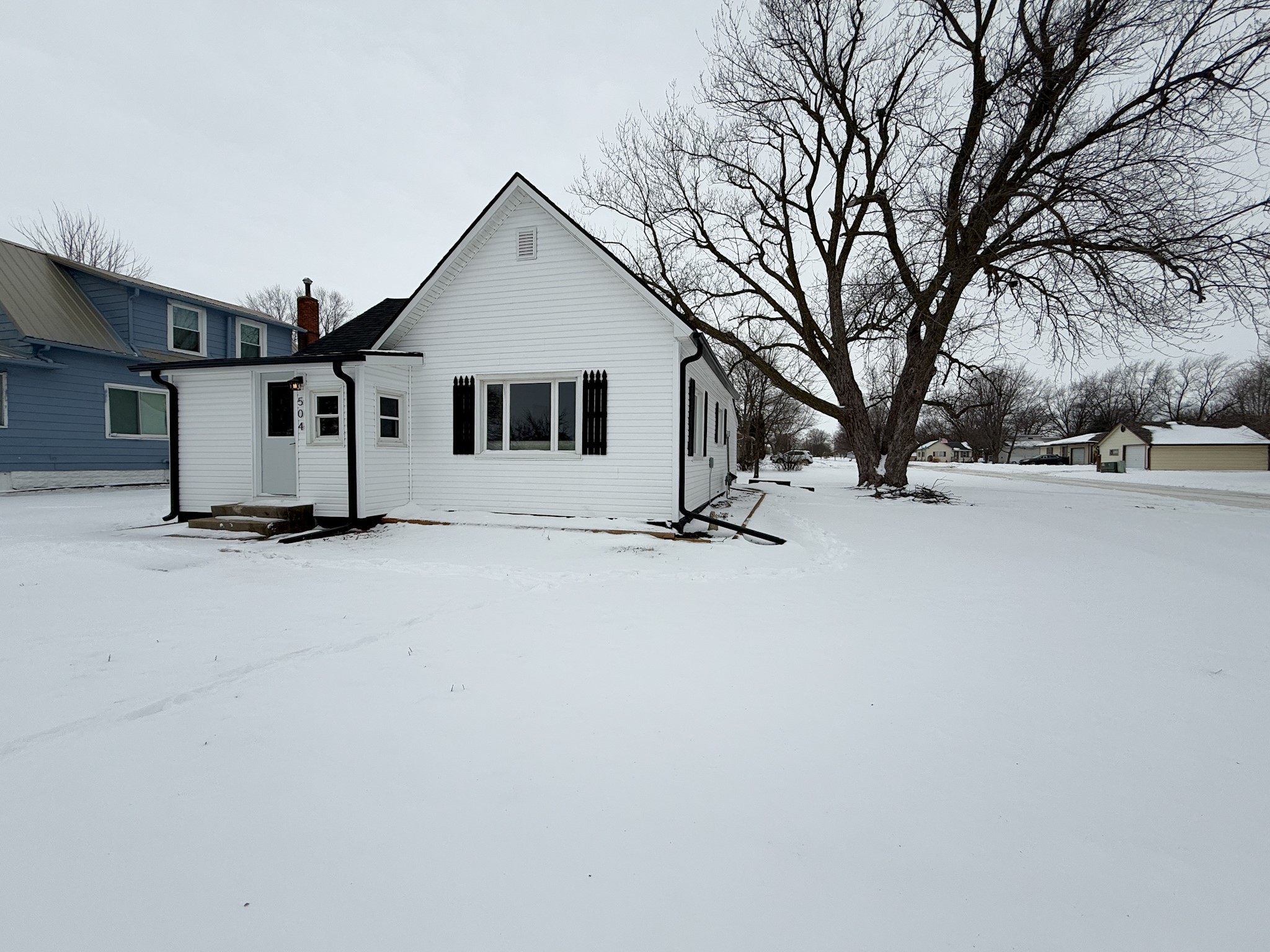 504 S Gaines Street, Stuart, Iowa image 19