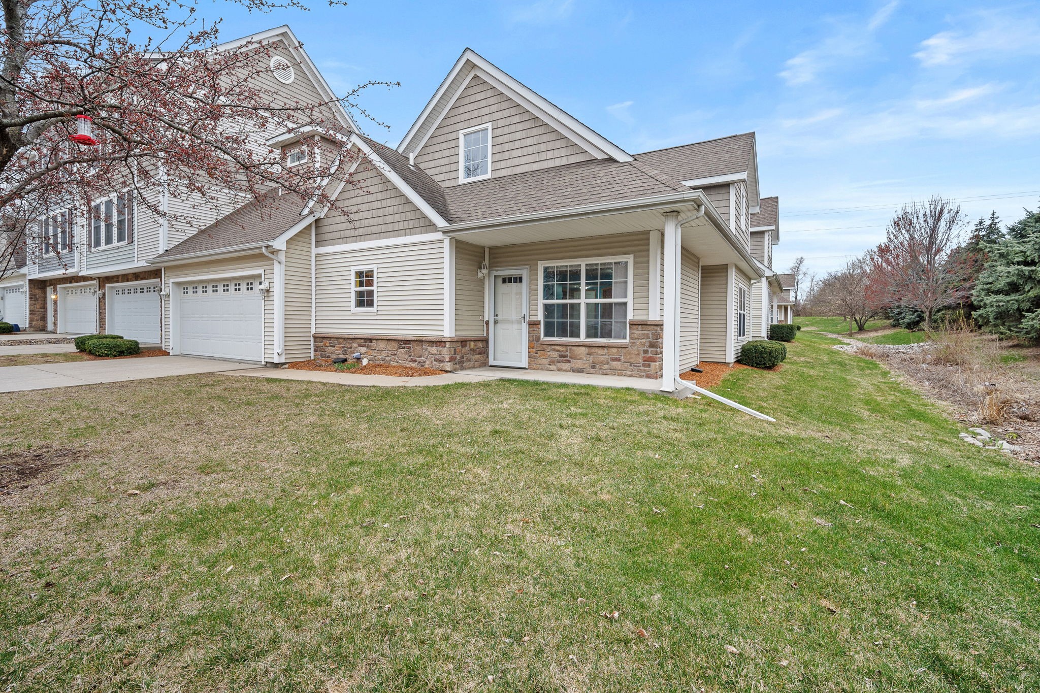 4306 154th Street, Urbandale, Iowa image 1