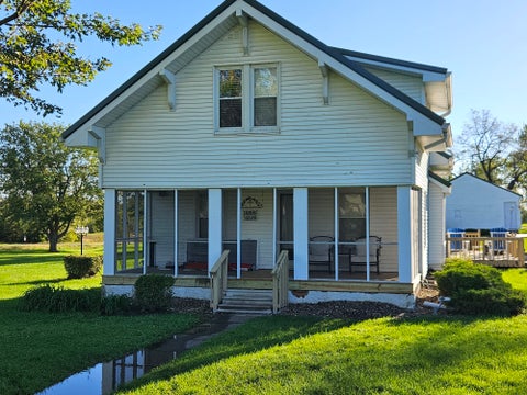Homes For Sale - 107 S Lincoln Street<br/> Van Wert, IA 50262