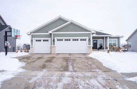 705 35th Street SW Altoona IA 50009