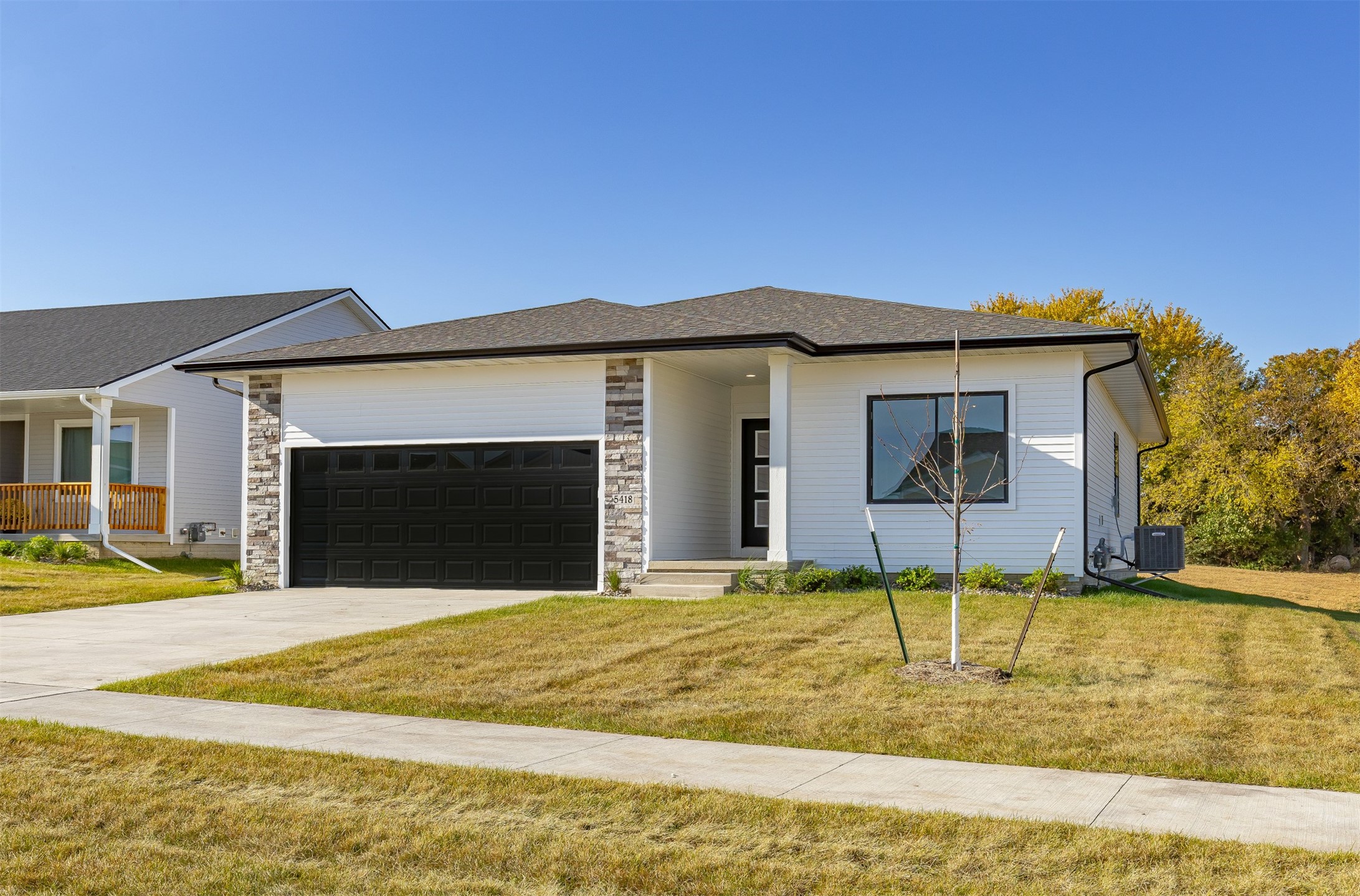 5418 167th Street, Urbandale, Iowa image 2