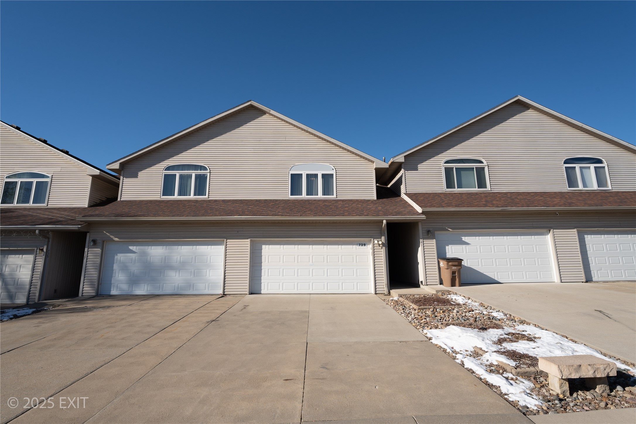 739 Kitterman Circle, Norwalk, Iowa image 1