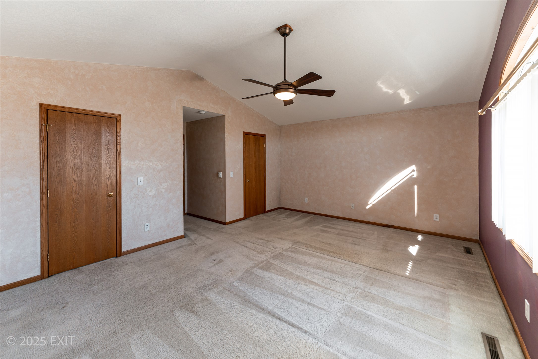 739 Kitterman Circle, Norwalk, Iowa image 14