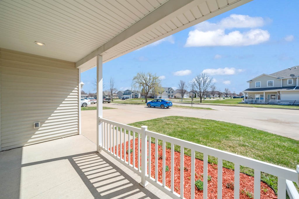 953 Red Hawk Way, Altoona, Iowa image 19