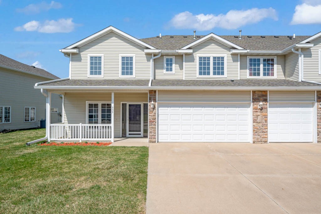 953 Red Hawk Way, Altoona, Iowa image 1