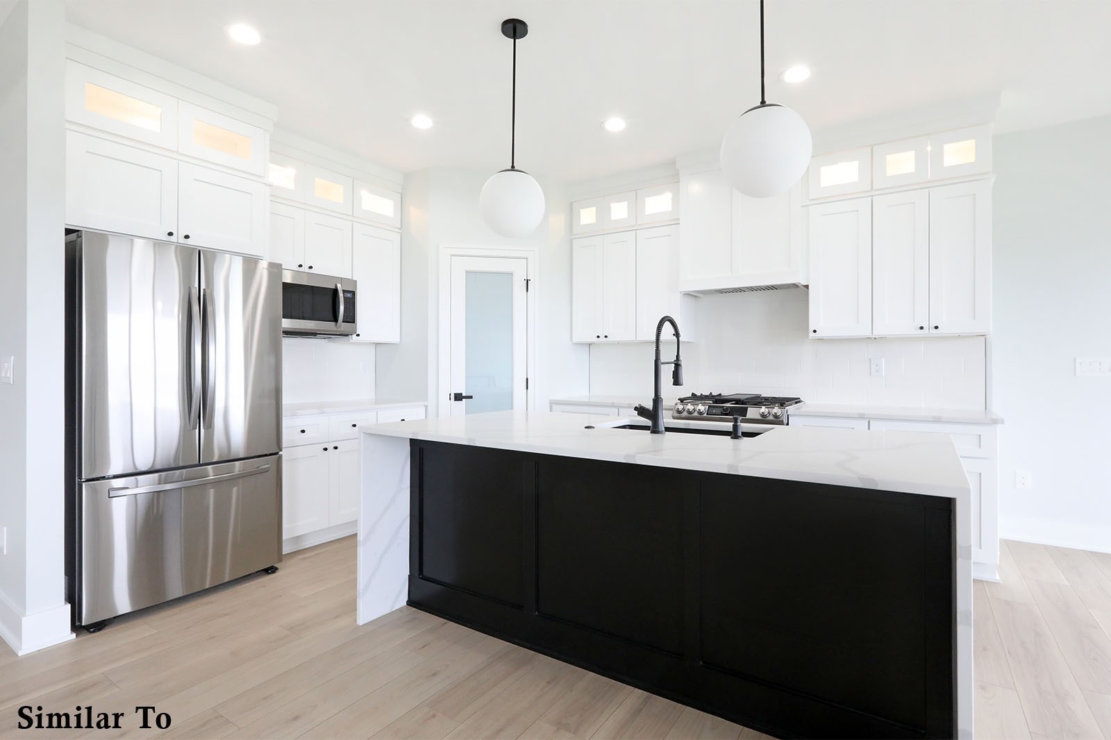 460 NE Monarch Drive