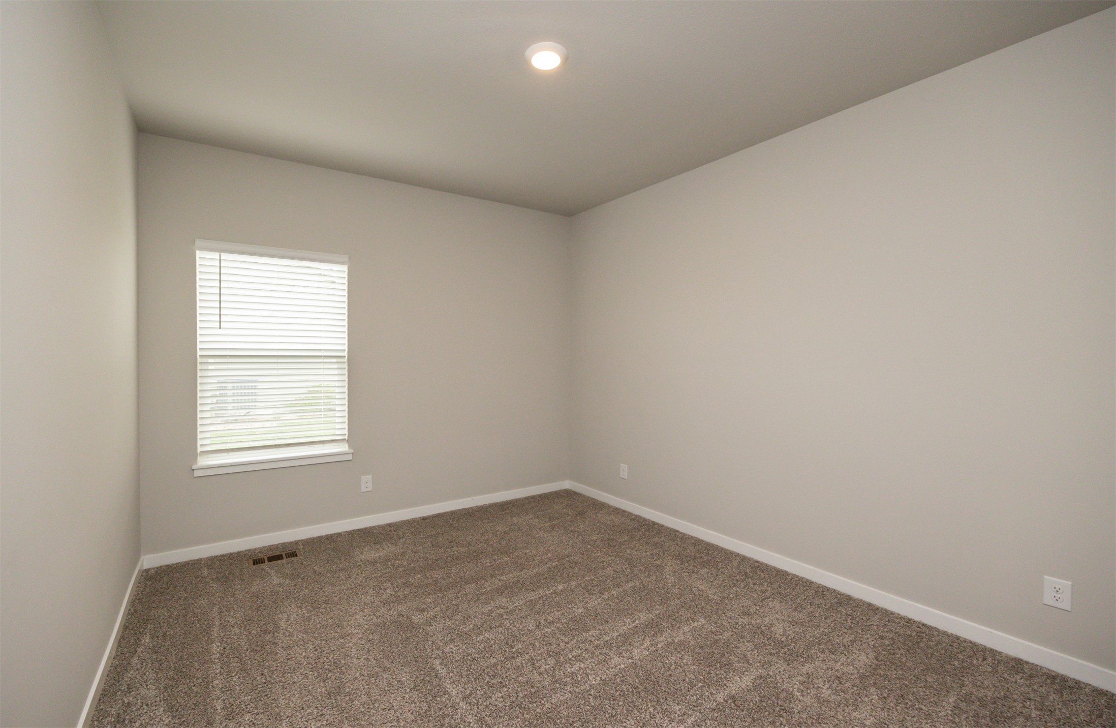 7920 NW 95th Street, Johnston, Iowa image 14