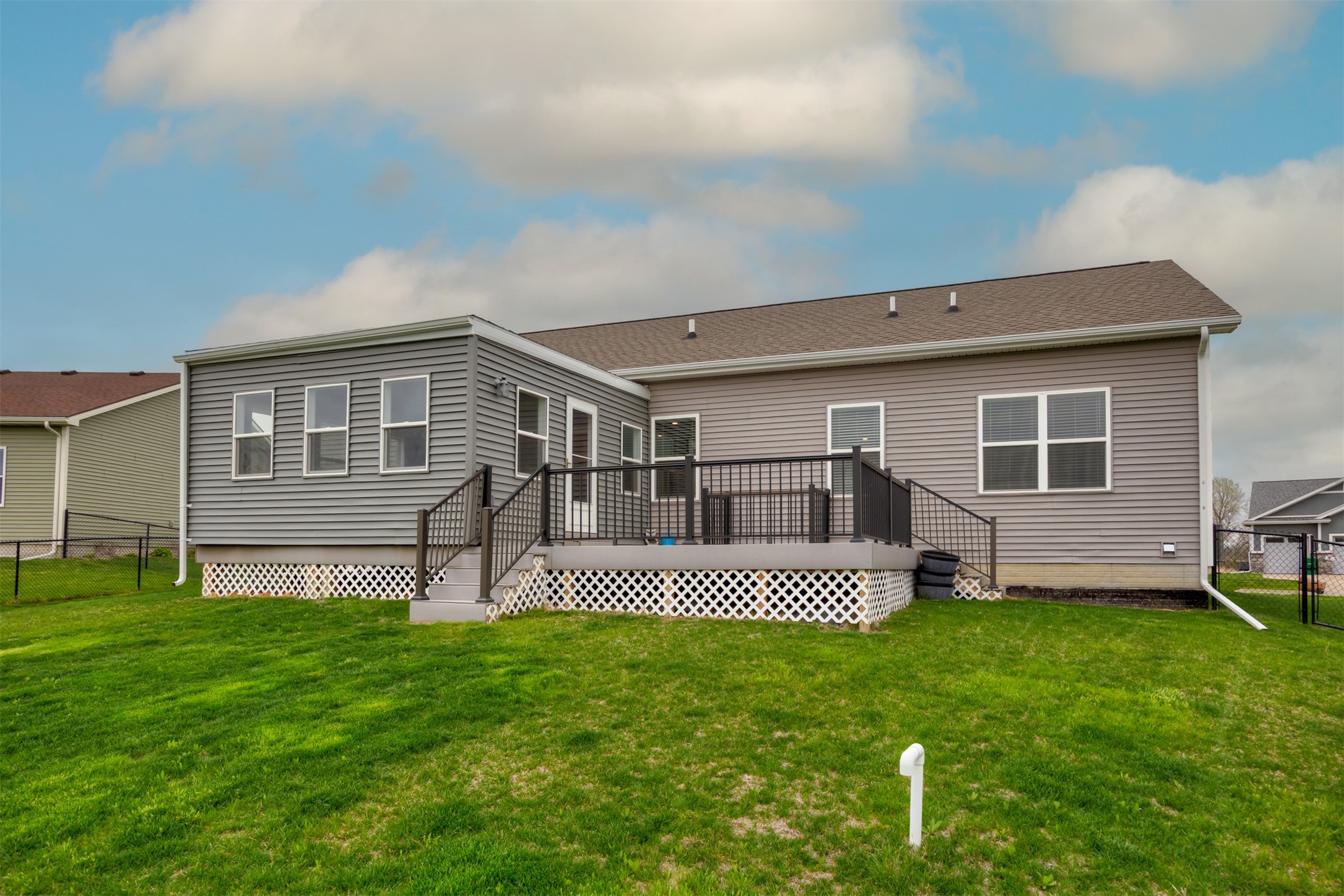 7920 NW 95th Street, Johnston, Iowa image 24