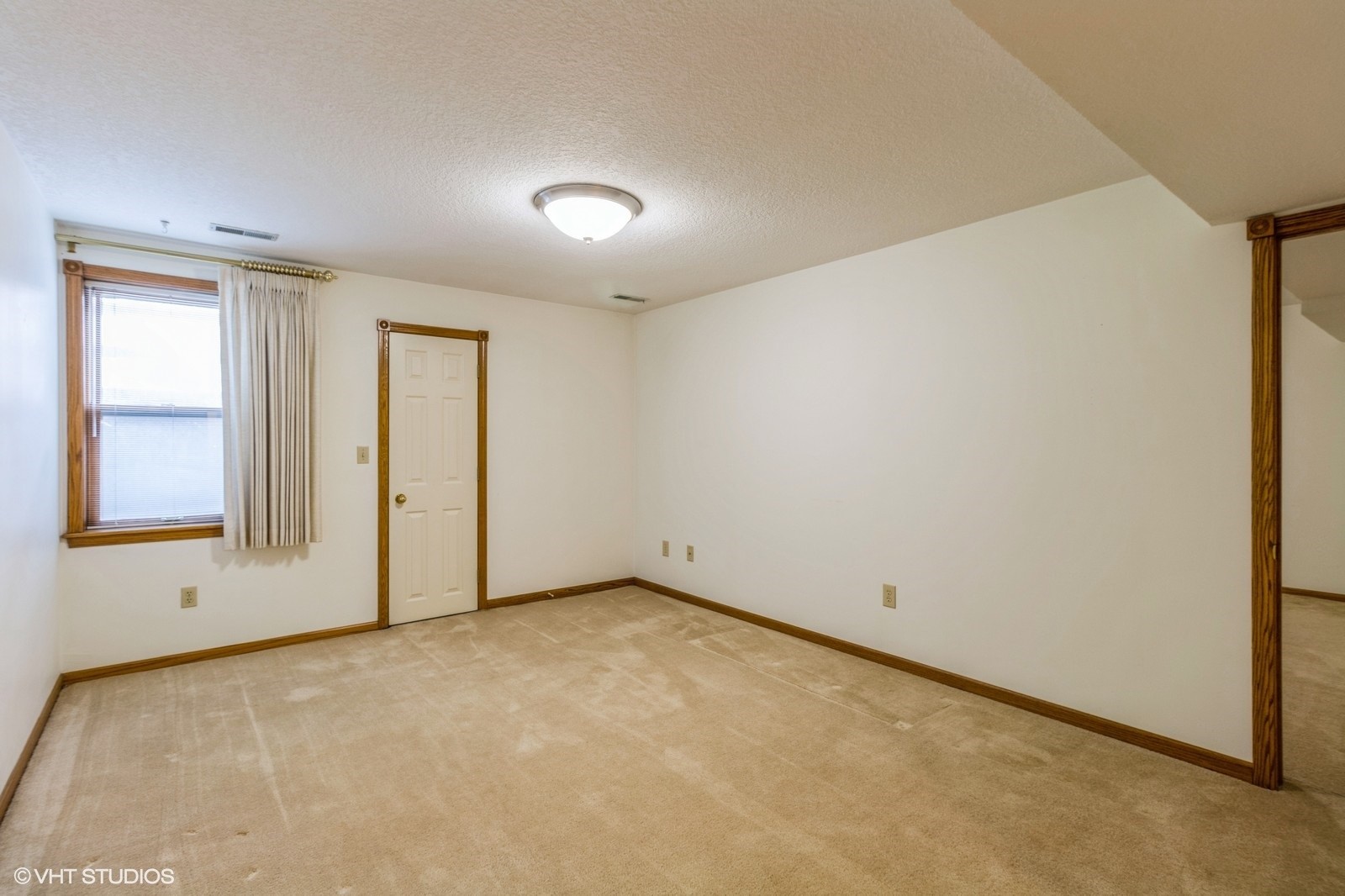 2026 Maple Circle, West Des Moines, Iowa image 12