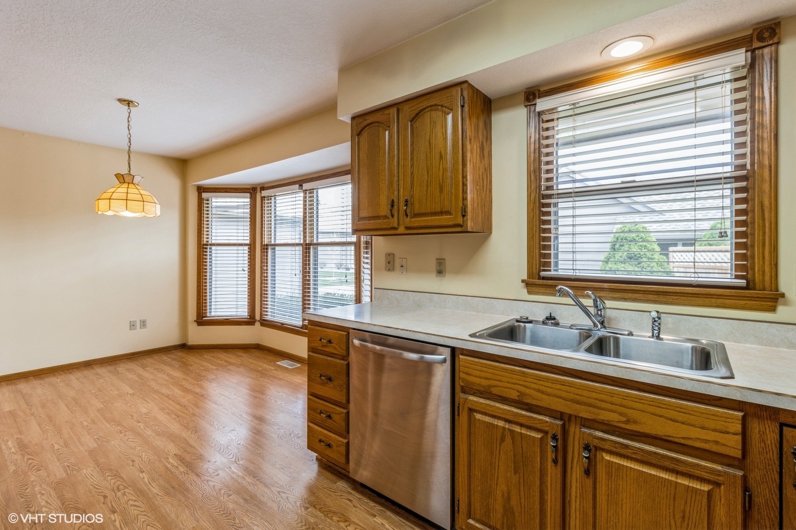 2026 Maple Circle, West Des Moines, Iowa image 6