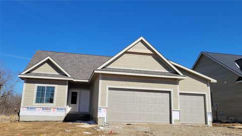 Homes For Sale - 8219 Buckley Court<br/> Johnston, IA 50111