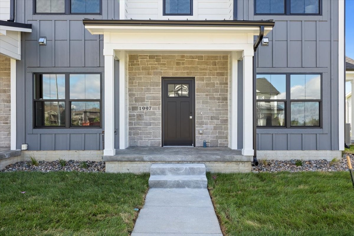 1997 S Warrior Lane, Waukee, Iowa image 3