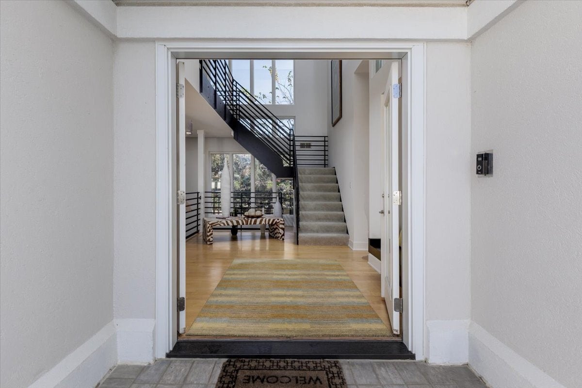 600 Grand Oaks Drive