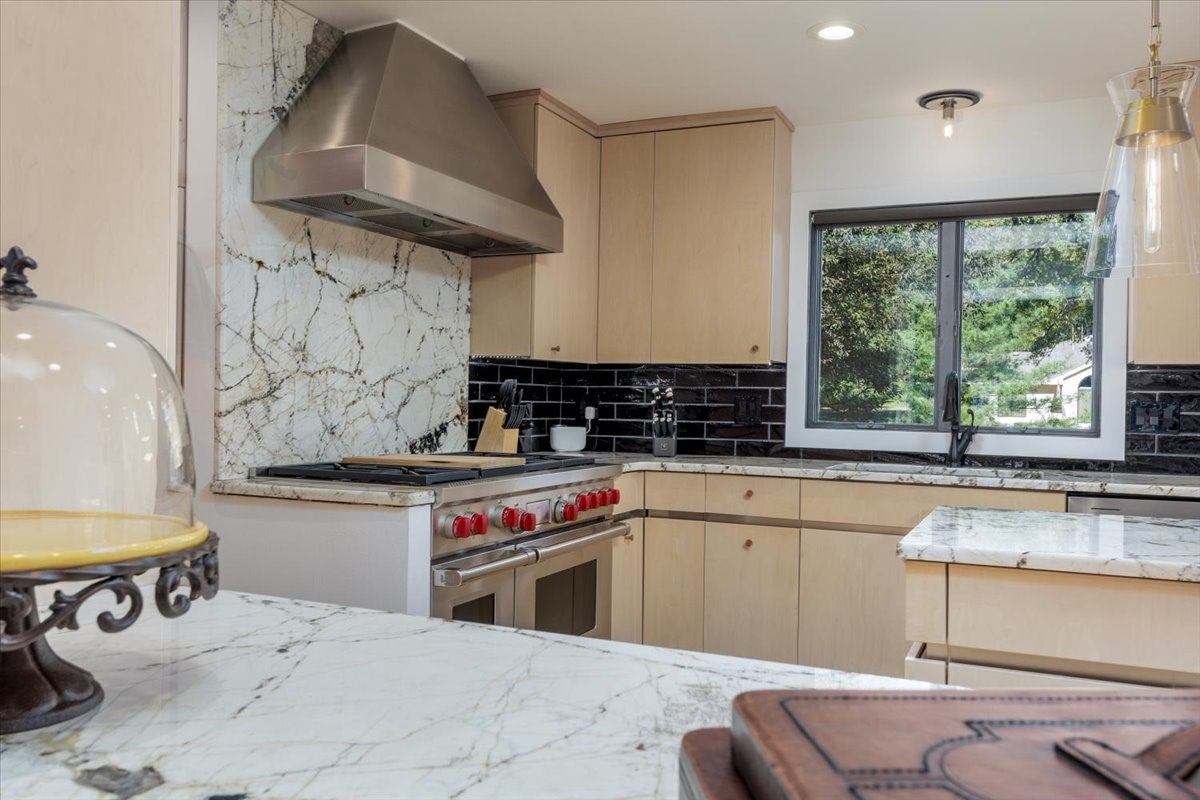 600 Grand Oaks Drive