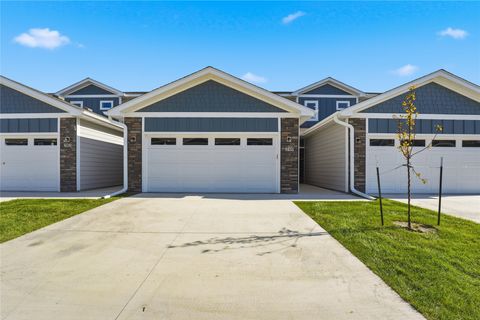 Condo For Sale - 249 NW Waverly Drive<br/> Waukee, IA 50263