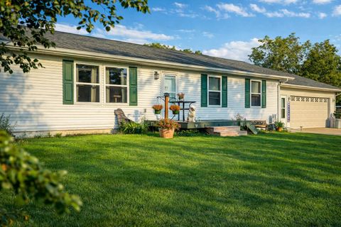 Homes For Sale - 121 S State Street<br/> Boone County, Boone, IA 50036