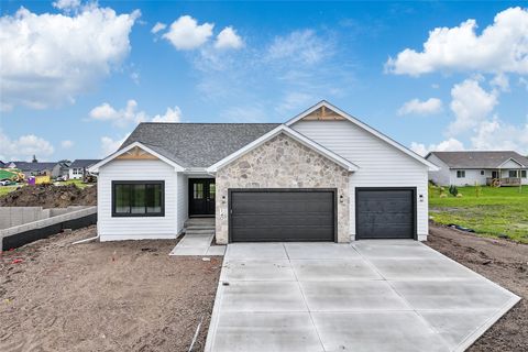 140 NW Crabtree Lane Waukee IA 50263