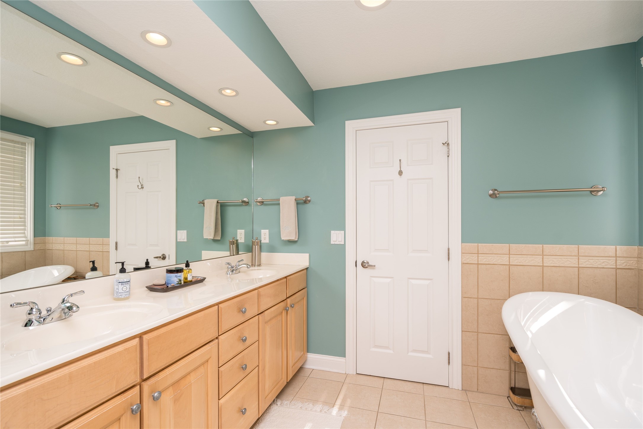 2639 NW 160th Street, Clive, Iowa image 20