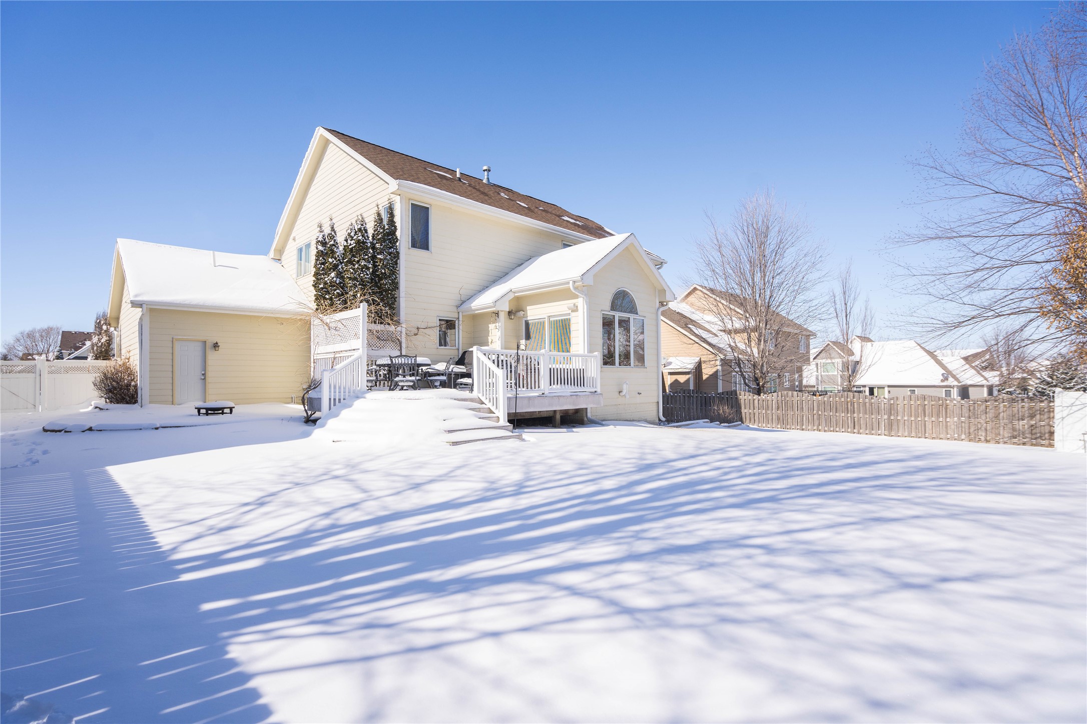 2639 NW 160th Street, Clive, Iowa image 2