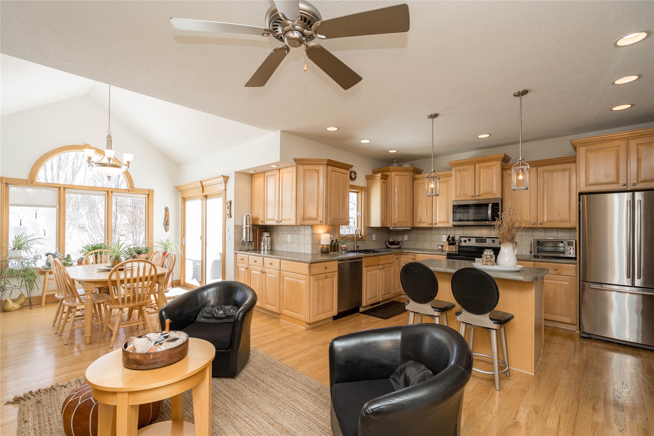 2639 NW 160th Street, Clive, Iowa image 4