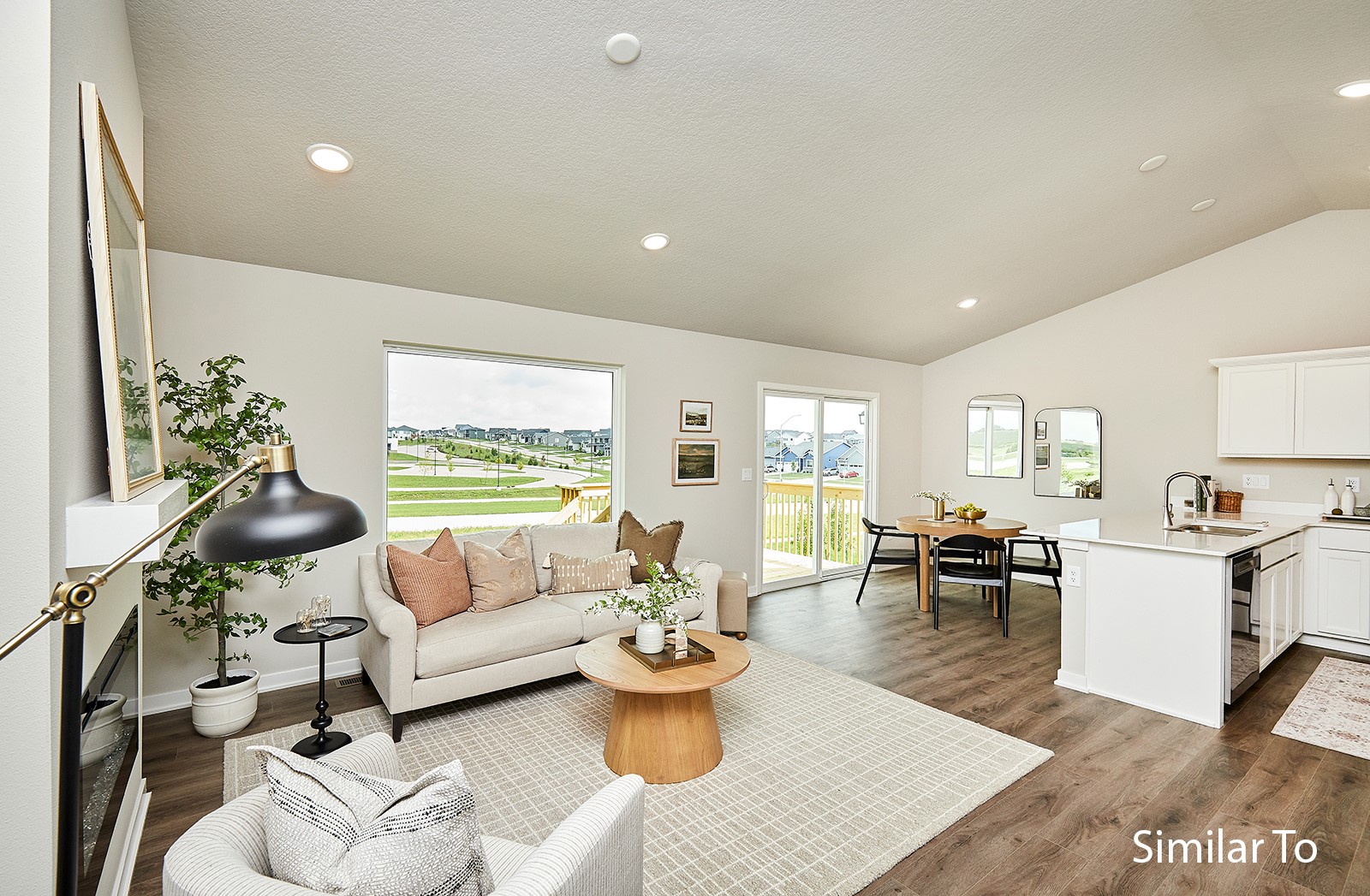 1139 NW Petersen Drive, Waukee, Iowa image 11