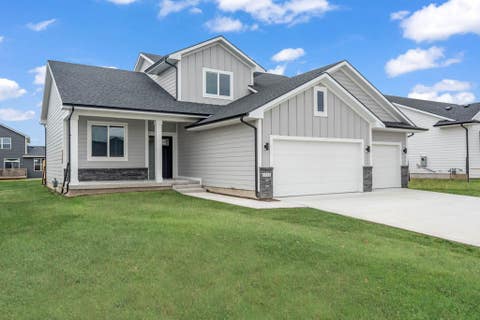 Homes For Sale - 2711 NW 27th Street<br/> Ankeny, IA 50023