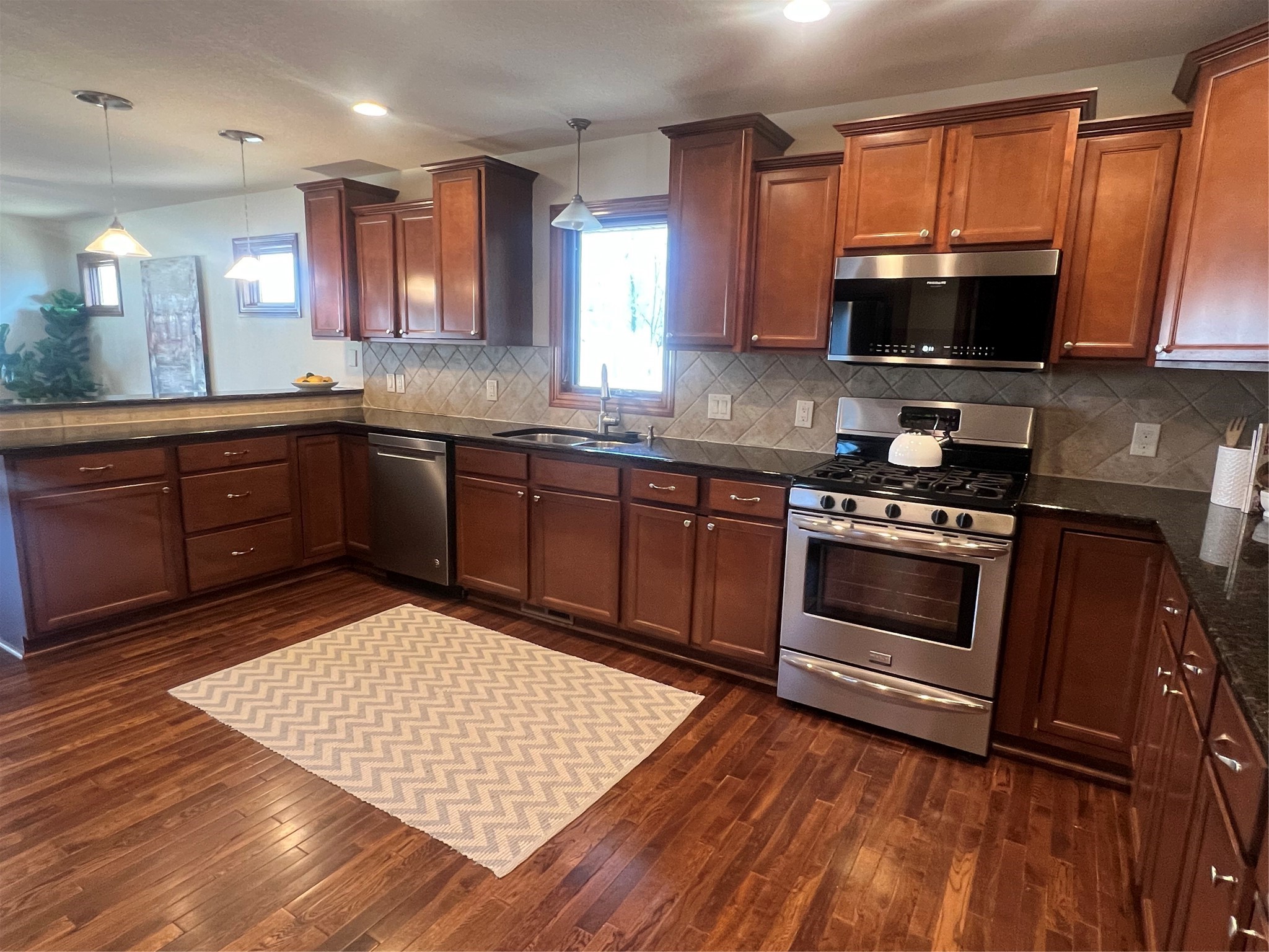 15419 Northview Drive, Urbandale, Iowa image 13