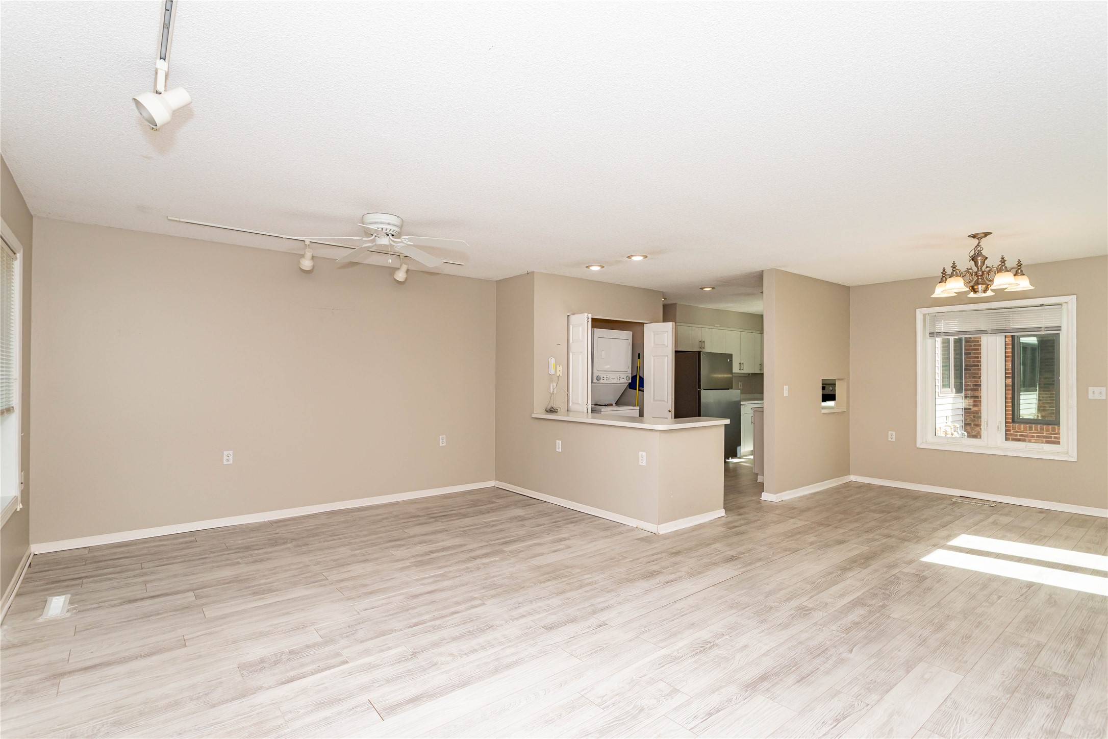 2342 Hilton Court, Ames, Iowa image 9