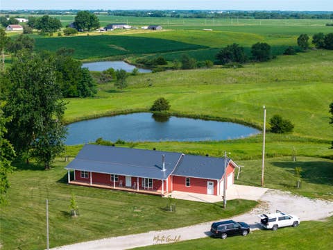 Homes For Sale - 2141 145th Street<br/> Fairfield, IA 52556