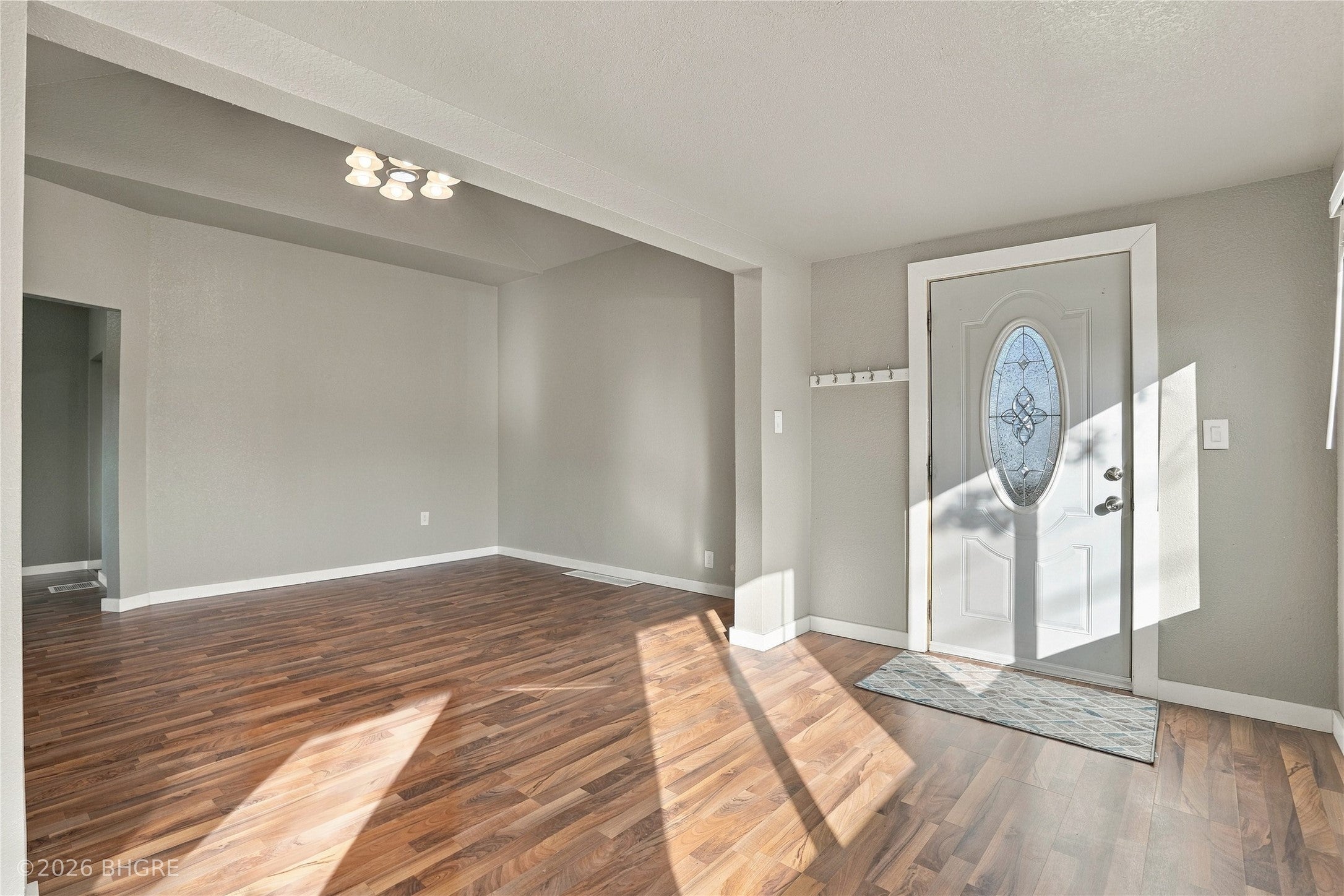 633 S 7th Street