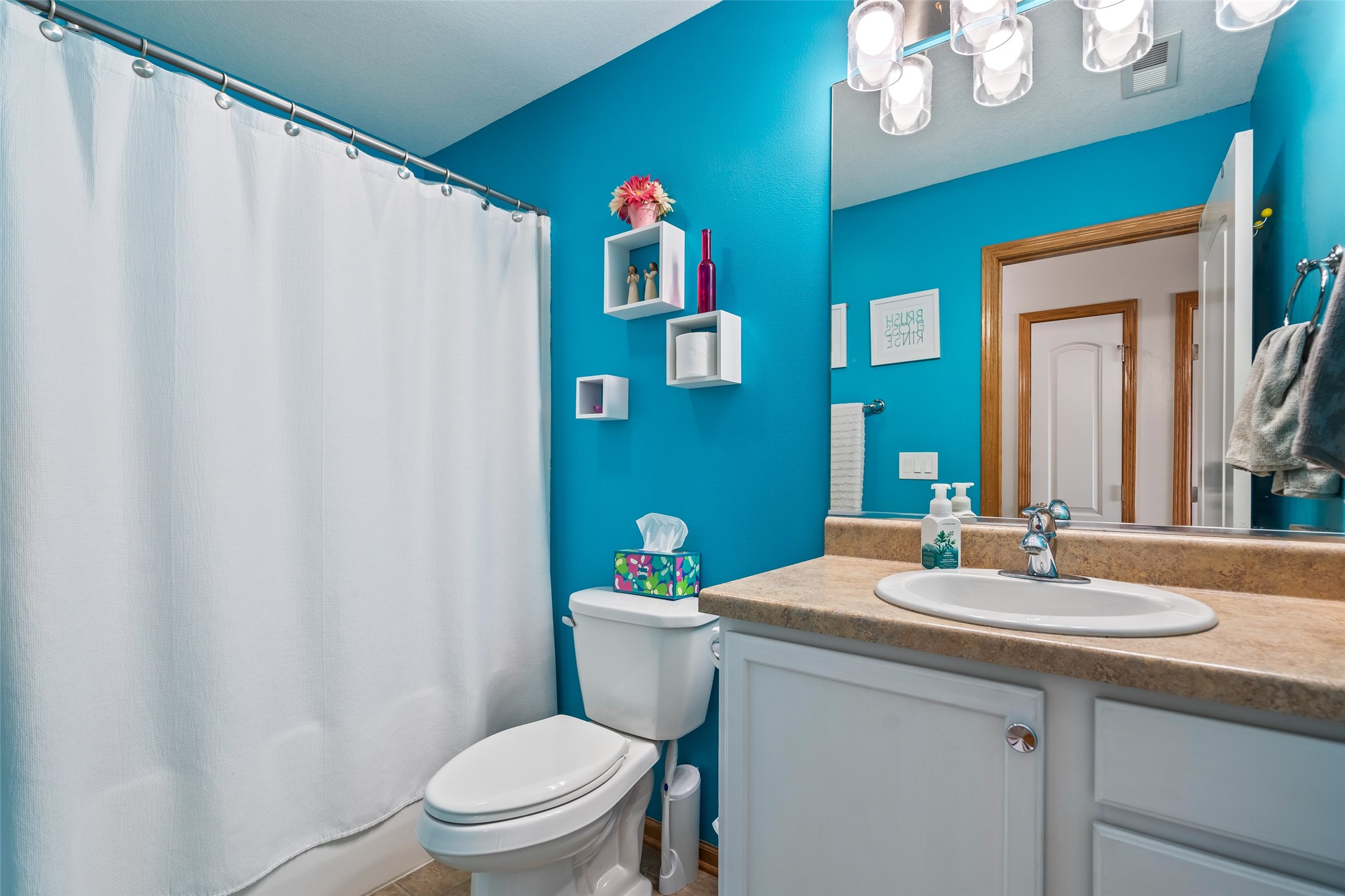 3001 SE Cobblestone Drive, Grimes, Iowa image 19