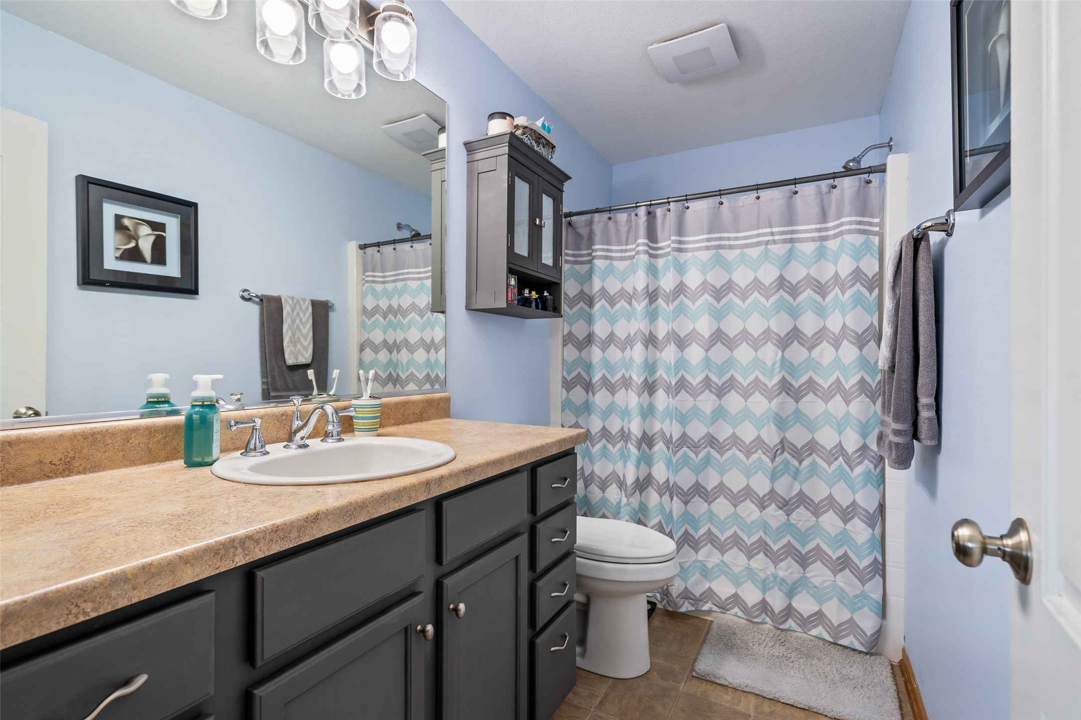3001 SE Cobblestone Drive, Grimes, Iowa image 10
