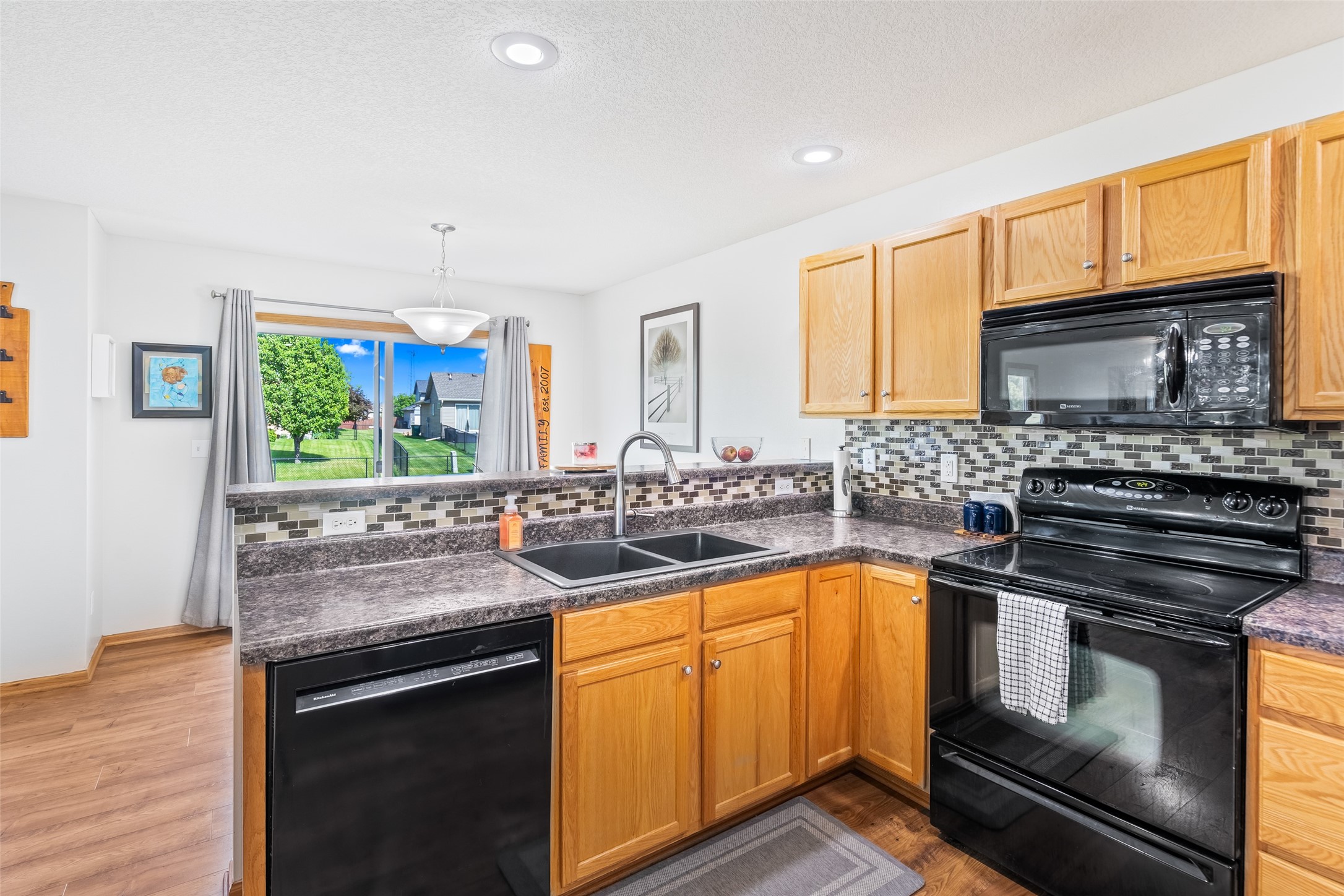 3001 SE Cobblestone Drive, Grimes, Iowa image 27