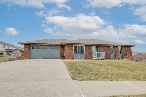 1115 E 7th Street Pella IA 50219