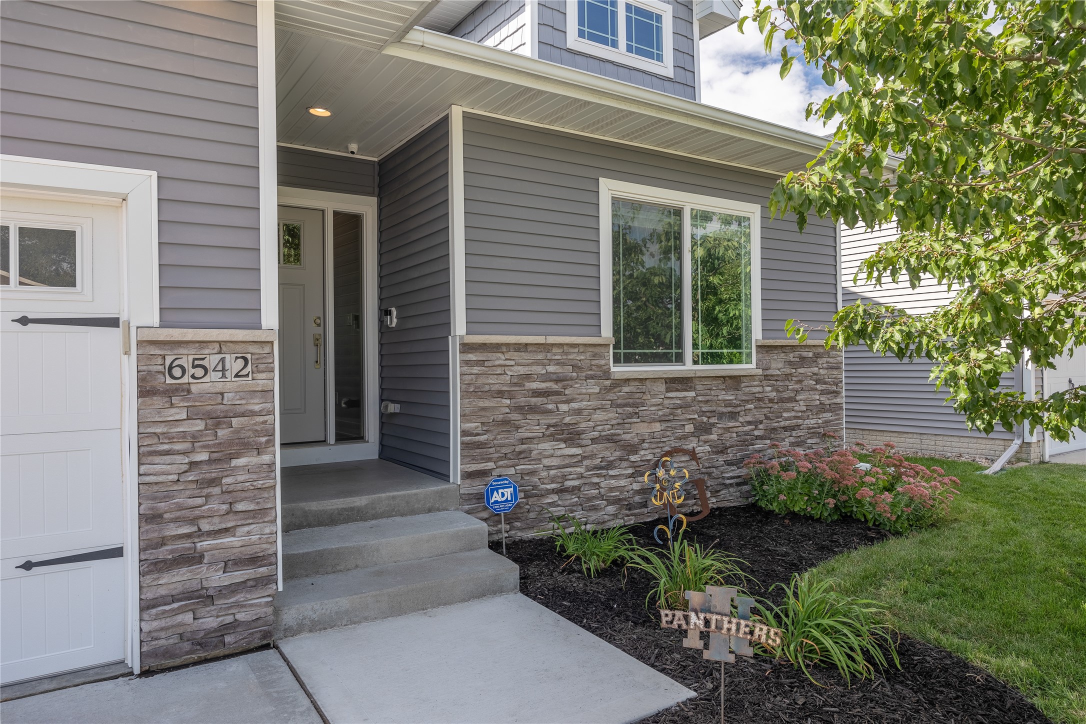 6542 NE 9th Court