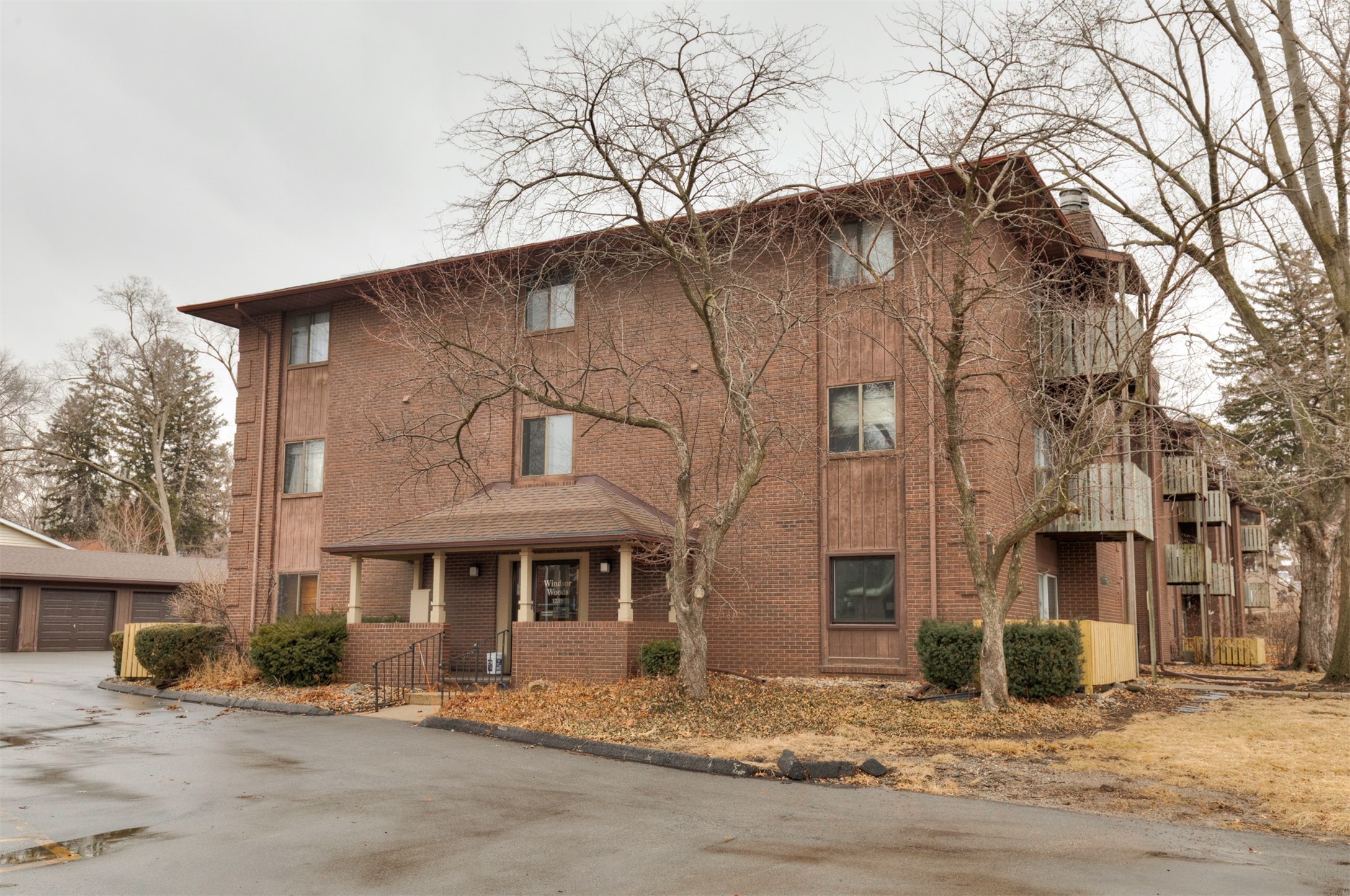 1235 66th Street #34, Windsor Heights, Iowa image 2