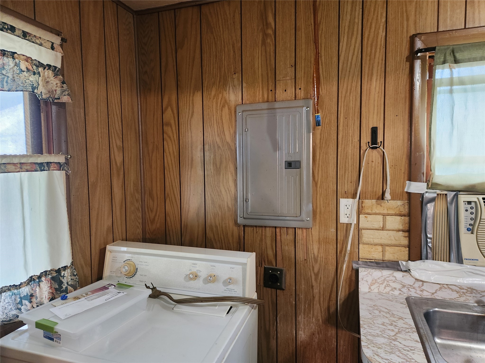 709 S Streeter Street, Knoxville, Iowa image 7