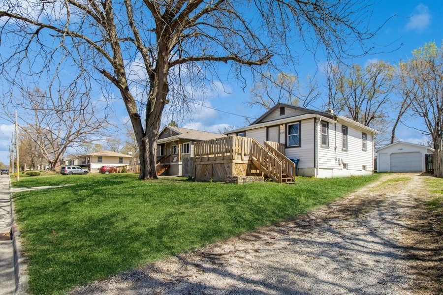 2345 E 37th Court, Des Moines, Iowa image 28