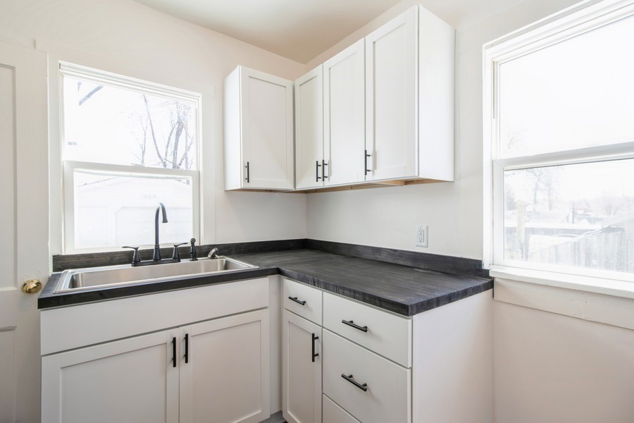 2345 E 37th Court, Des Moines, Iowa image 8